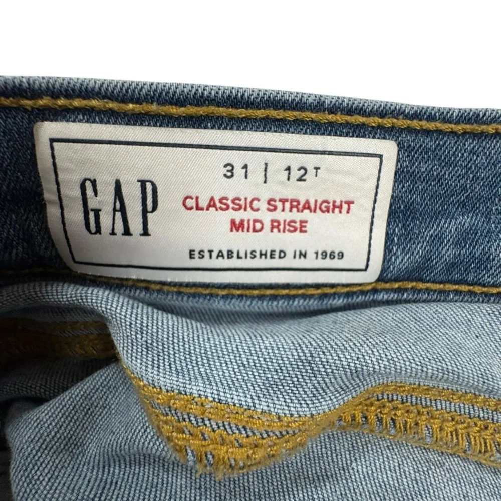 GAP Women's Straight Leg Mid Rise Jeans in Blue - Picture 5 of 8